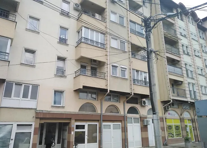 Kraljevski شقة كرالييفو