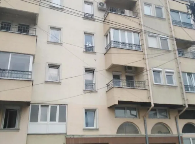 Kraljevski شقة كرالييفو